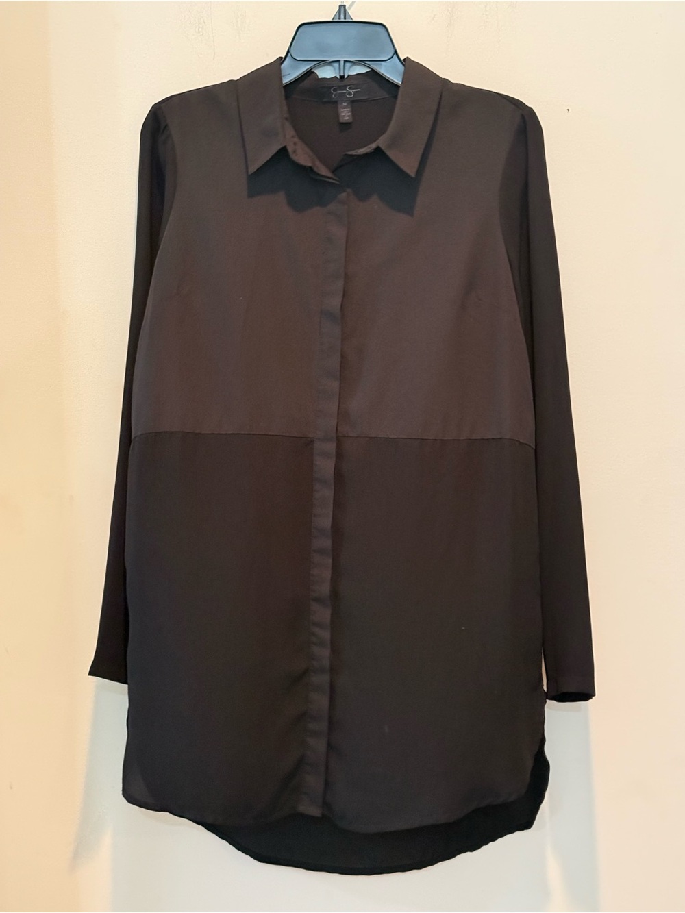Jessica Simpson Black Long-Sleeve Button Down Blouse
